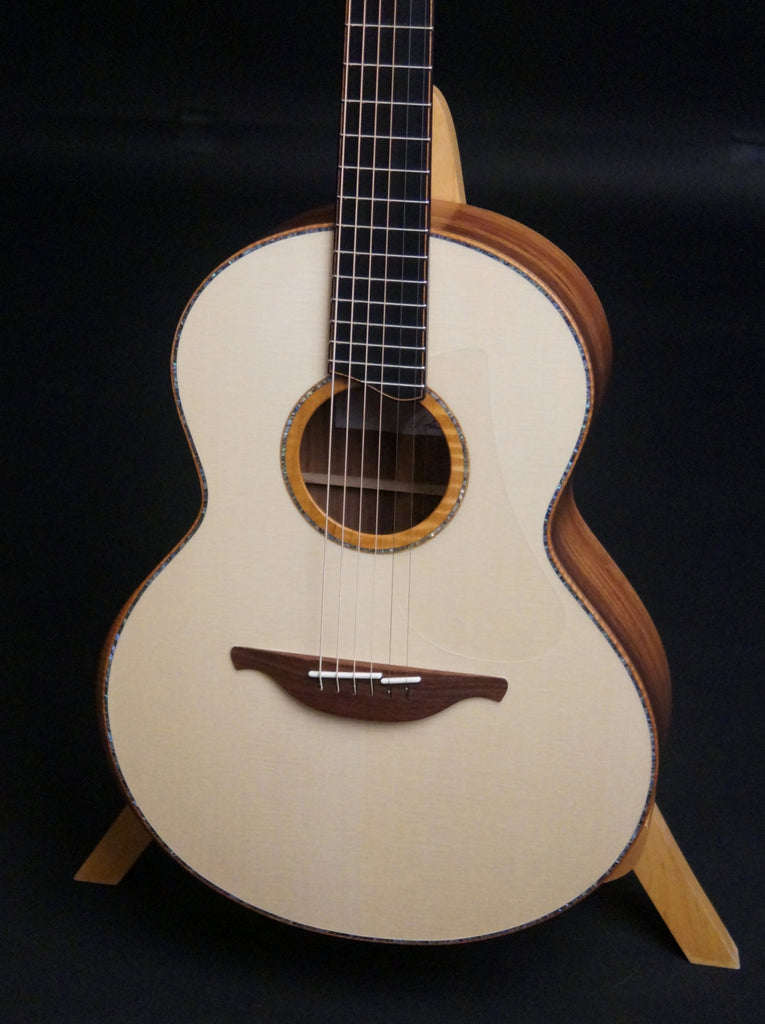 Lowden shop s 50