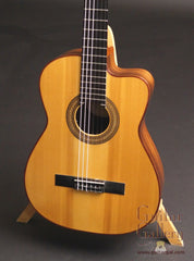 Buscarino Cabaret Guitar