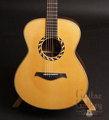 Alberico OM guitar