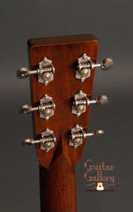 Borges OM-28 Guitar headstock