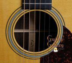 Borges OM-28 Guitar