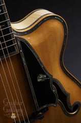 Bozo Podunavac Archtop