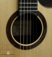 Buendia OMC Guitar