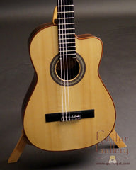 Buscarino Cabaret Guitar