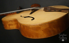 Buscarino Artisan Archtop guitar binding