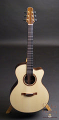 Claxton guitar