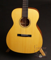 Martin Custom Shop 0000 Guitar