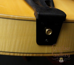 D'Aquisto DQ-Solo archtop tail