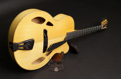 D'Aquisto DQ-Solo archtop