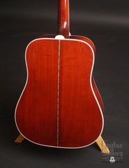 Gibson Doves in Flight guitar maple back