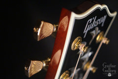Gibson Doves in Flight guitar engraved tuners