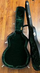Froggy Bottom H12c guitar case interior