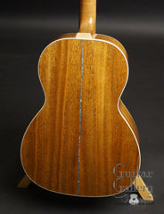 Froggy Bottom H-12 mahogany guitar back