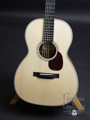 Froggy Bottom H-12 mahogany guitar