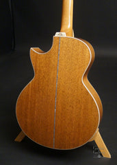 Froggy Bottom M Dlx Cutaway guitar mahogany back