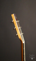 Froggy Bottom M Dlx Cutaway guitar bound headstock