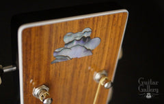 Froggy Bottom guitar logo