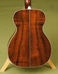 Huss & Dalton Guitar:  Custom T00-14