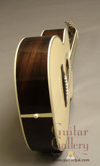 Moonstone 000-42 guitar end