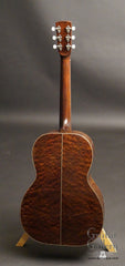 Huss & Dalton 000 Sapele Guitar back