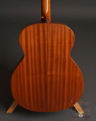 Lowden Guitar: Used Model O10