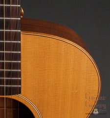 Lowden Guitar: Used Model O10