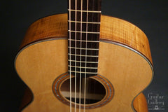 Mannix OM-12 fret guitar binding