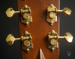 Martin Custom Shop 000-28 guitar Martin Co. tuneers