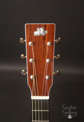 Froggy Bottom M Dlx guitar headstock