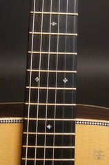 Martin OM-28 Modern Deluxe guitar fretboard