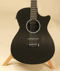 Rainsong Guitar: Black Graphite SG Shorty