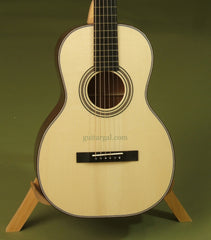 Huss & Dalton Guitar: Mahogany Custom 0-12