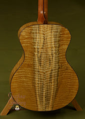 Stehr Guitar: Lucky Strike Redwood Top Auditorium