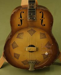 National Guitar: Sunburst Triolian