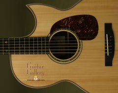 Froggy Bottom Guitar: Adirondack Top B12 Baritone