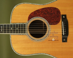 Martin Guitar: Aging Toner on Top D-42