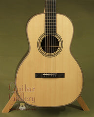 Huss and Dalton Guitar: Used Indian Rosewood 00-SP