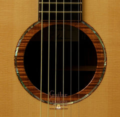 Lowden Guitar: Alpine Spruce Top F35cx