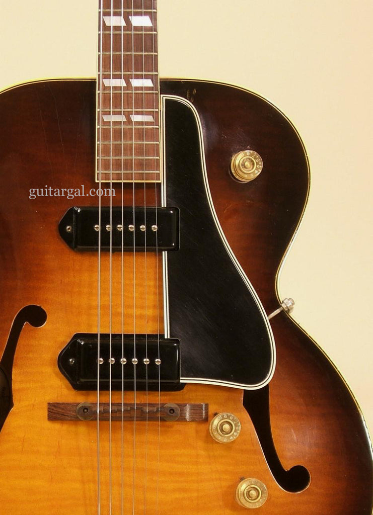 Gibson Guitar: Sunburst ES-300