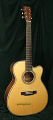 Martin Guitar: Madagascar Rosewood Custom Shop OMC