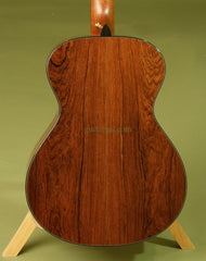 Taylor Guitar: Madagascar Rosewood NS Custom