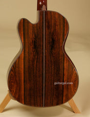 Maingard Guitar: Brazilian Rosewood 000-12c