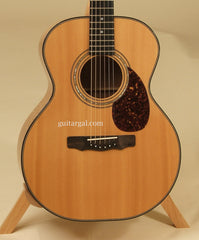 JAMES OLSON Guitar: Used KOA SJ