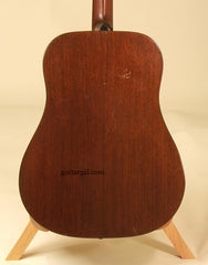 Martin Guitar: Mahogany D-18