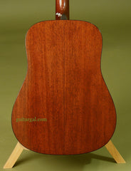 Martin Guitar: Aging Toner on Top D-18V