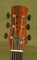 Traphagen Guitar: Honduran Rosewood OM
