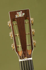 Froggy Bottom Guitar: Mahogany P12 Deluxe