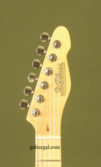 St. Blues Guitar: Walnut Burst 61 South