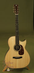 Froggy Bottom Guitar: Adirondack Top B12 Baritone