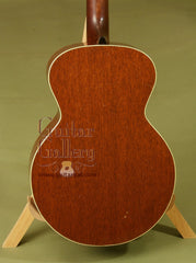 Gibson Guitar: Mahogany Vintage L-0 Peanut